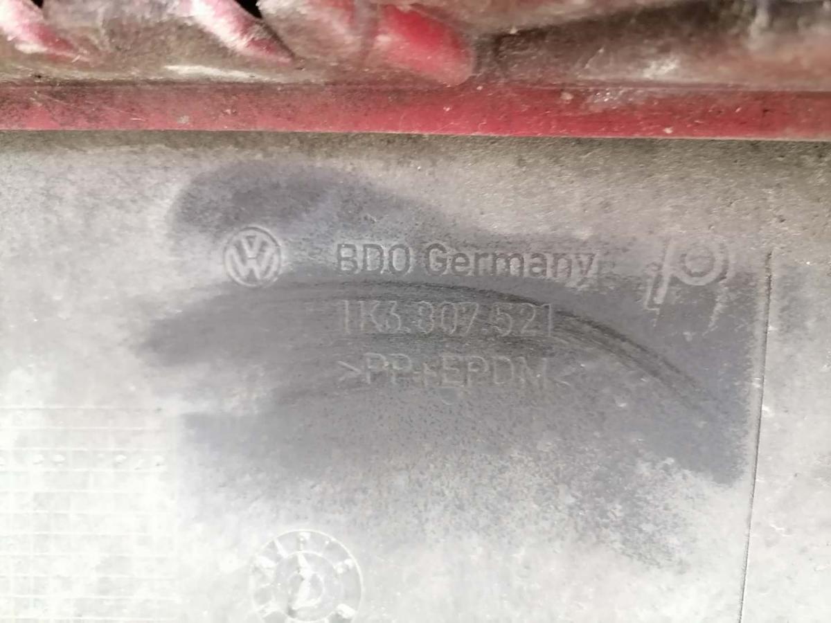 VW Golf V original Stoßstange Stoßfänger hinten LY3D Tornadorot BJ04
